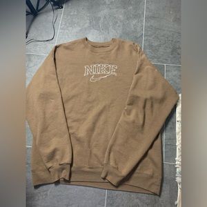 Nike crewneck size large